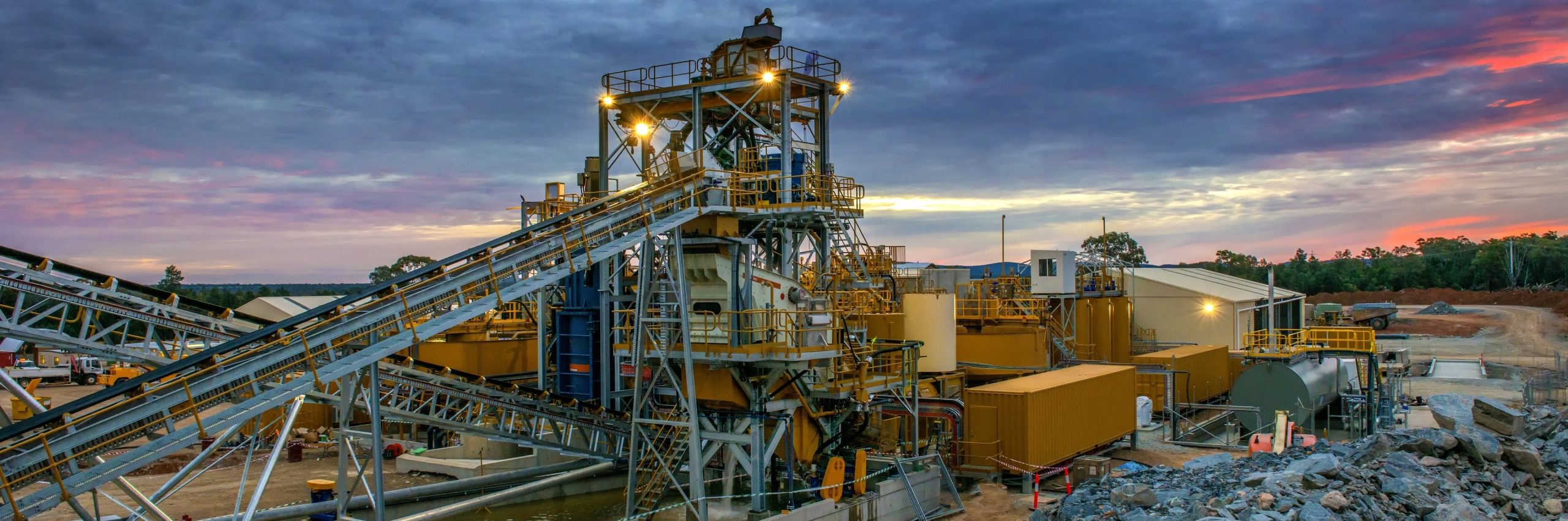 a large setup infrastructure for mining gold and other minerals in Australia.